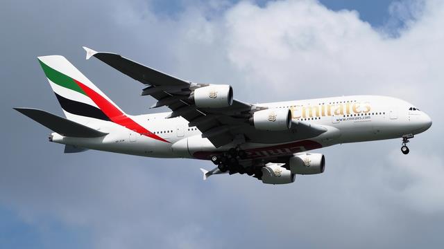 A6-EOW:Airbus A380-800:Emirates Airline